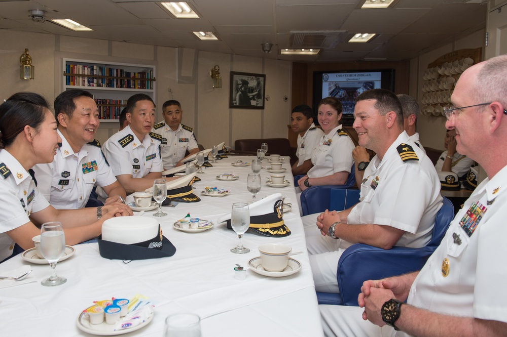 USS Stethem arrives in Qingdao