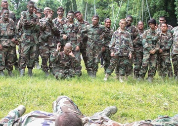 Virginia Air Force cadets cross-train with Marines during leadership course