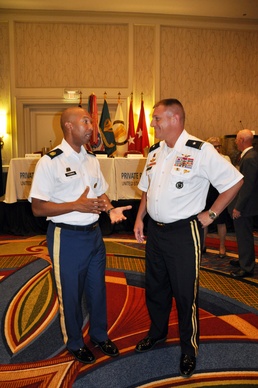 Employers, military gather for discussion on private and public partnerships’ impact on Soldier readiness