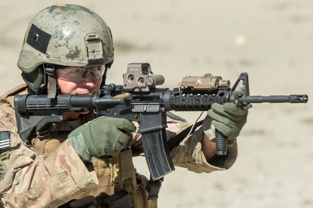 Dvids - Images - Us Military Combat Cameramen Train In Combat Tactics 