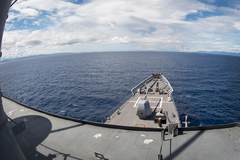 USS Chancellorsville transits Surigao Strait