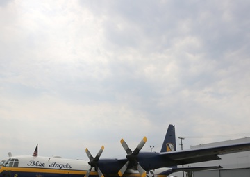 ‘Fat Albert’ flies San Diego Marines during Boeing Seafair Air Show