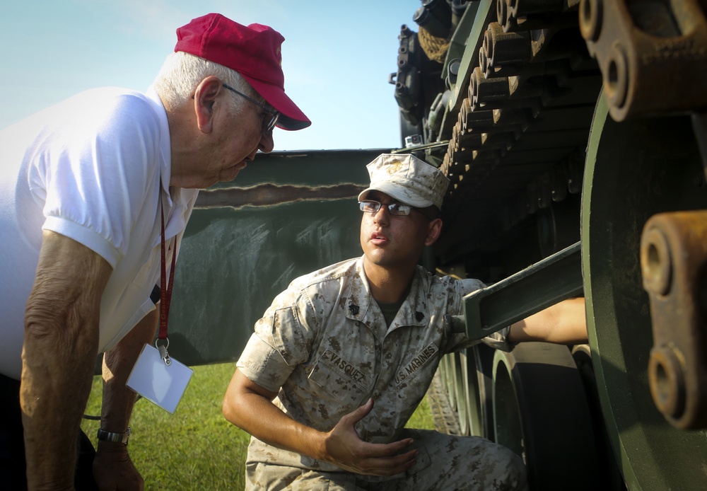 4th Marine Division Association presents static display for veterans