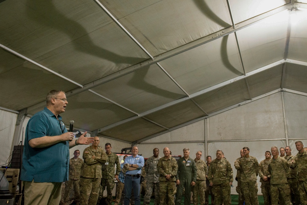 Deputy secretary of defense visits Fort Irwin