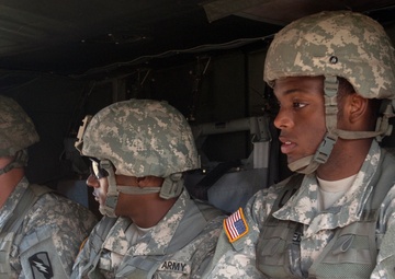 Troop B, 1st Squadron, 98th Cavalry Regiment Air Insertion Training