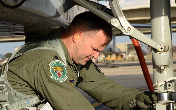 T-38 pre-flight