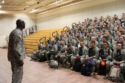 Arizona MPs deploy to GTMO