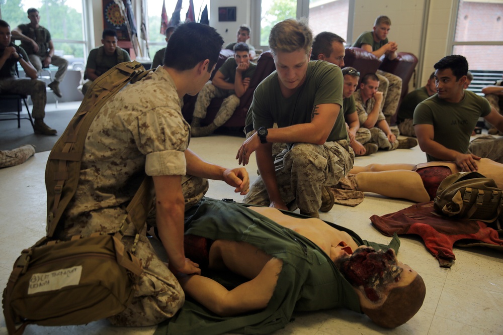 TCCC course helps Marines in 2nd Recon