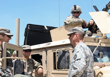 Visiting with the Red Bulls during annual training at Fort Polk, La.