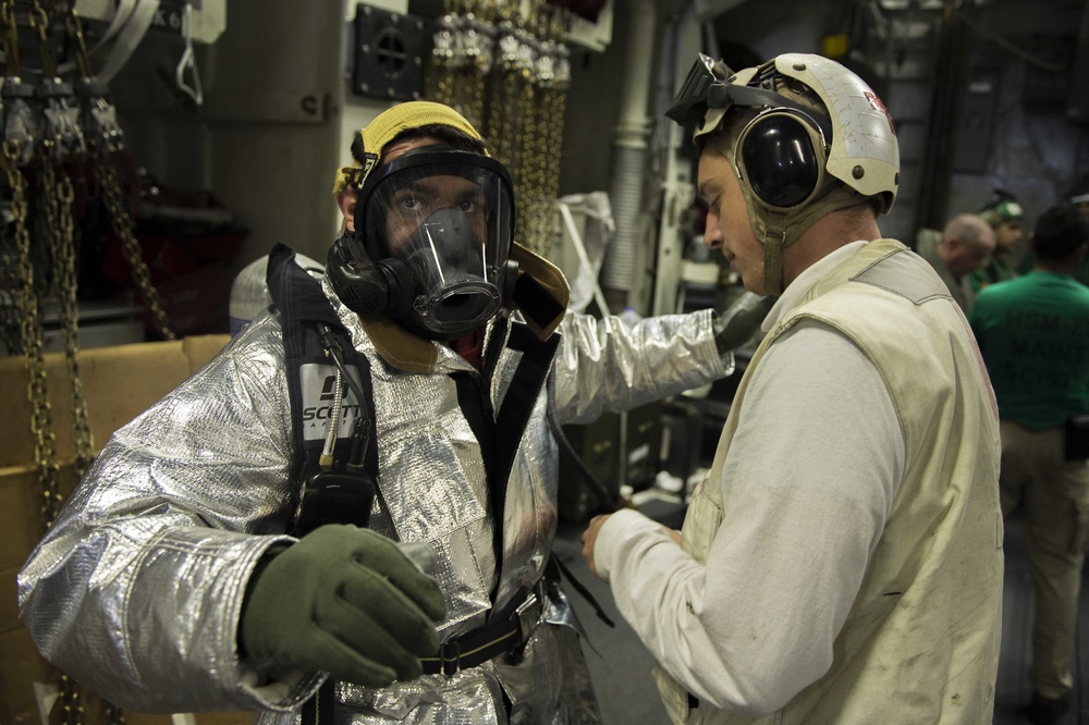 USS Mobile Bay aviation training team drill