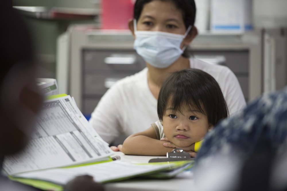 Operation Smile patients board USNS Mercy during Pacific Partnership 2015