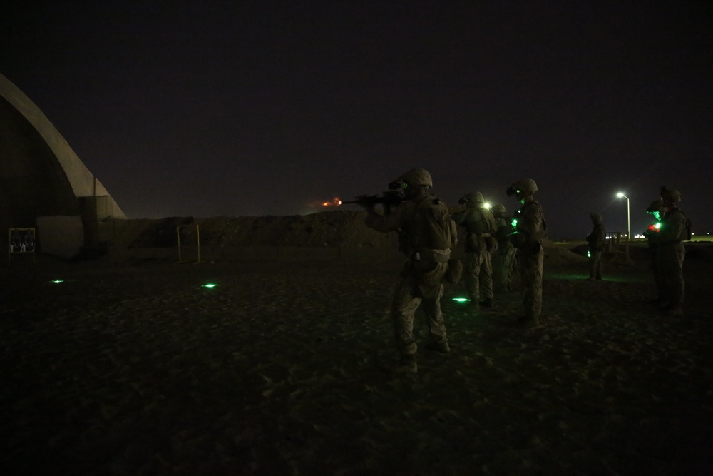 U.S. Marines light up night range in Middle East