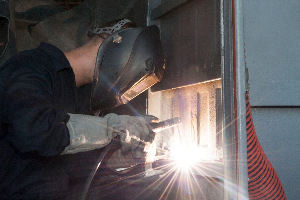 USS America Post-Shakedown Availability