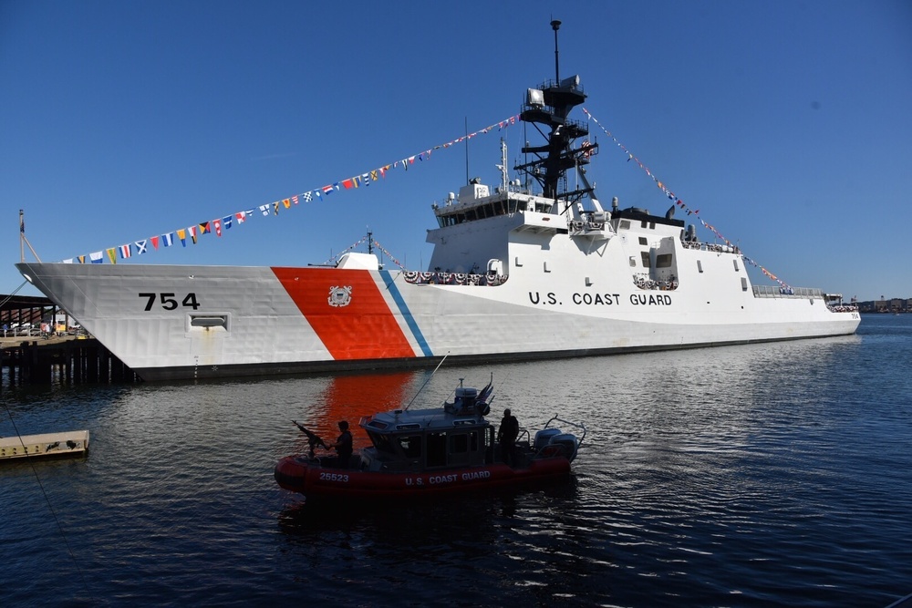 Coast Guard commissions Cutter Joshua James