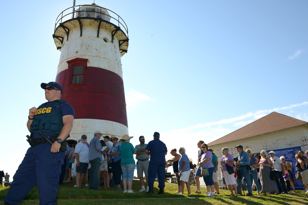 Coast Guard opens historic lighthouse to the public for tours