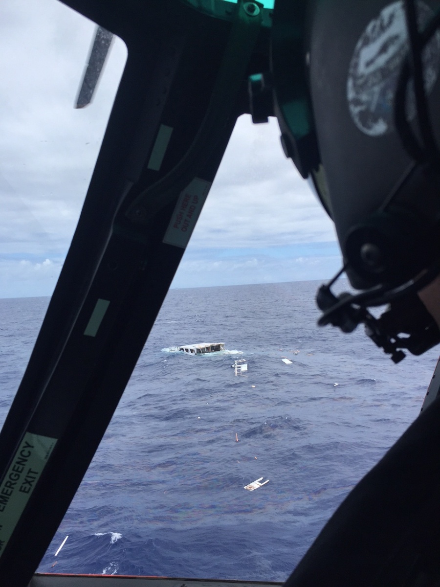 Coast Guard rescues 3 people, dog north of Oahu