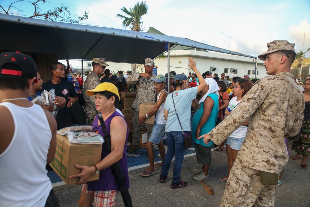 31st MEU continues to deliver relief to Saipan