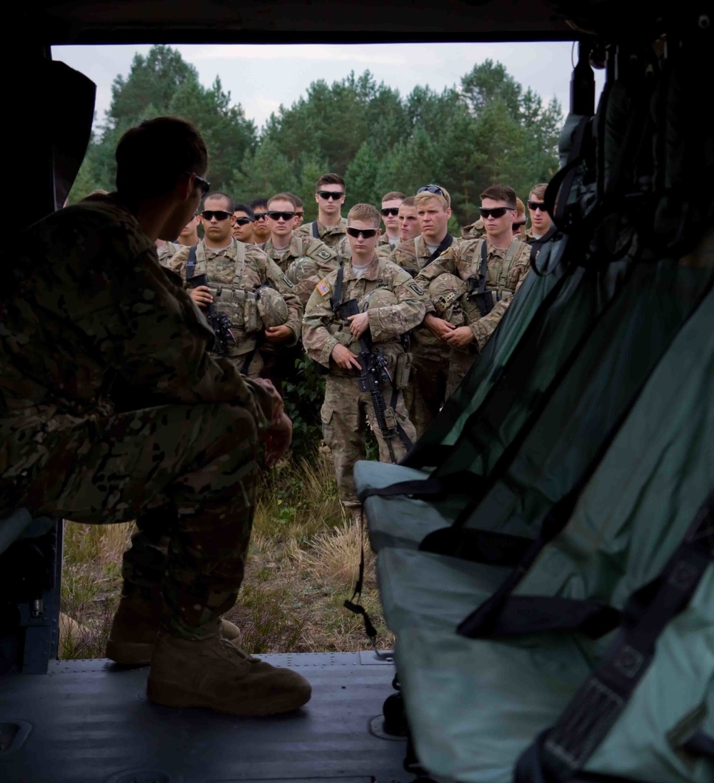 Bilateral sling load training in Lithuania