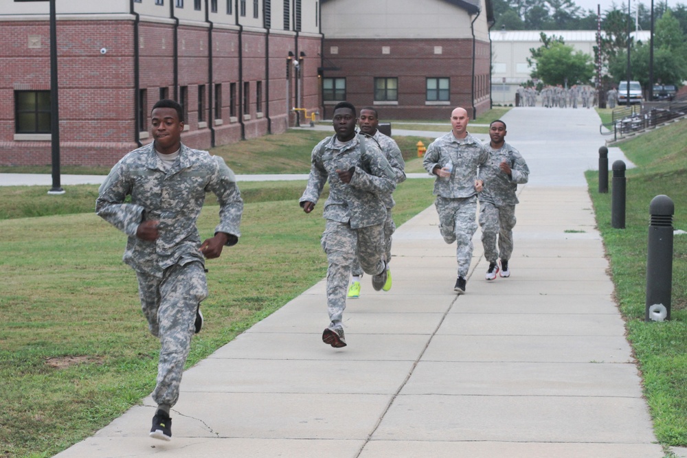 3rd BCT paratroopers compete in physical training contest