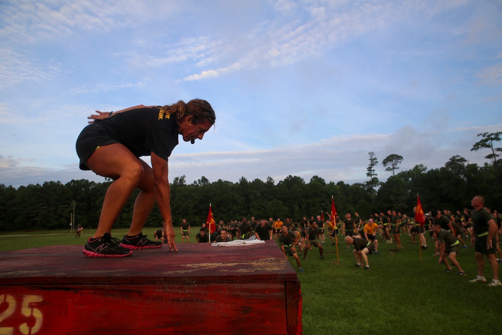 CLR-25 Marines and sailors maintain fitness with 3-mile run, HITT session
