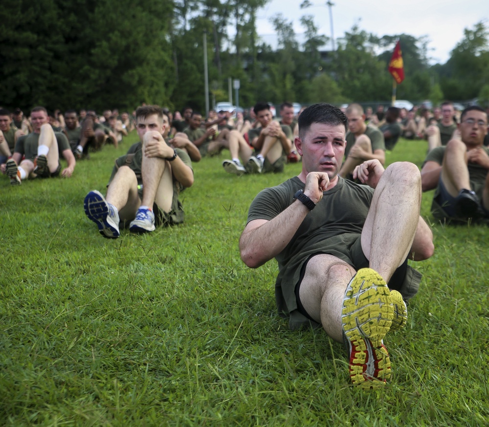 CLR-25 Marines and sailors maintain fitness with 3-mile run, HITT session