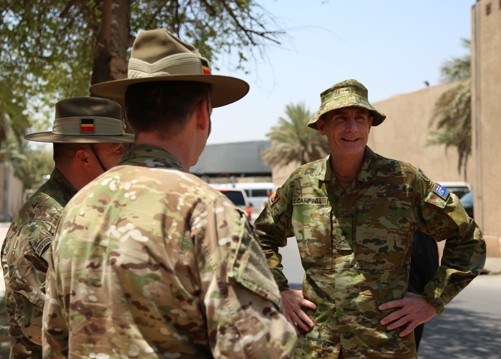Australian chief of army visits Baghdad