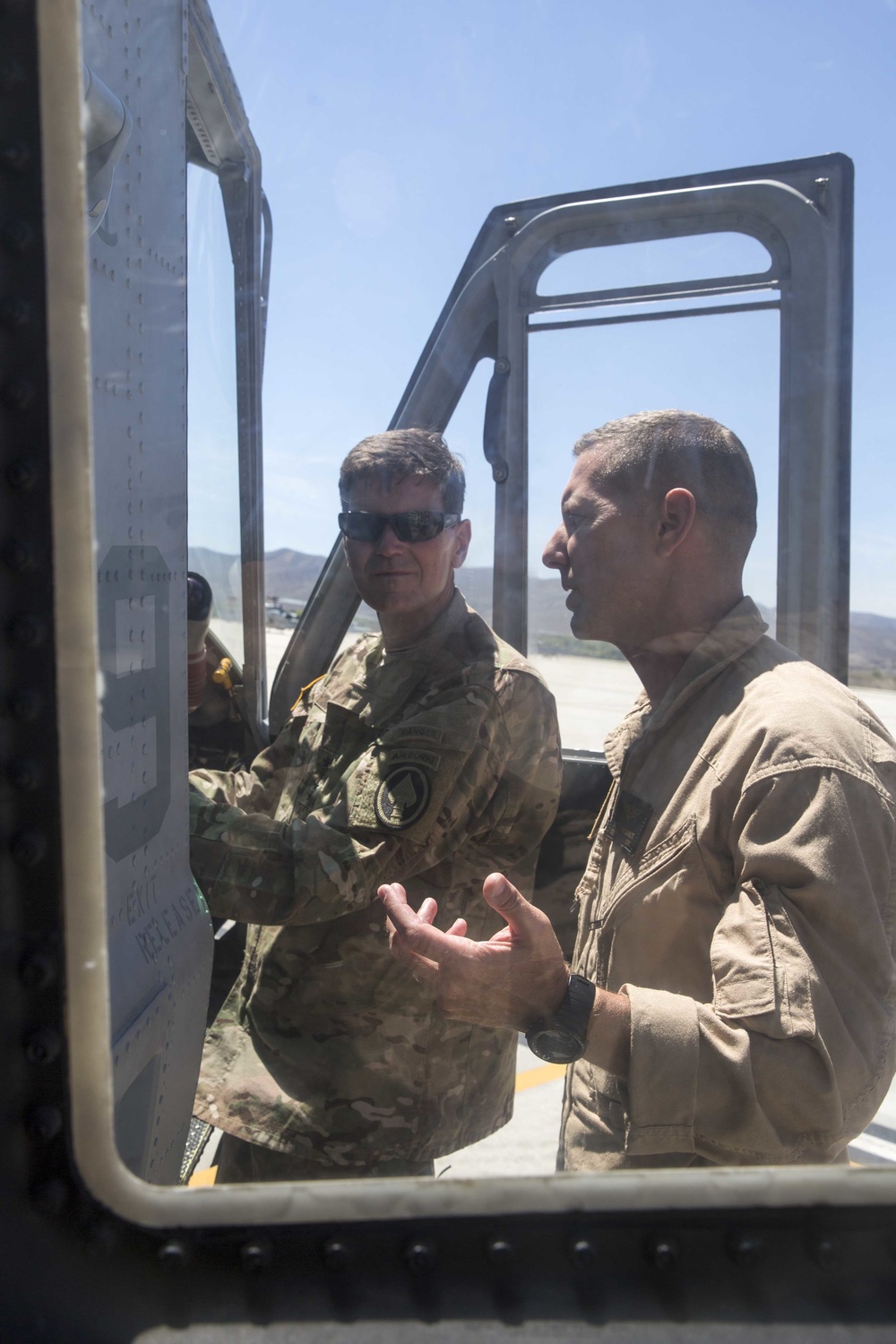 1st Marine Raider Regiment hosts SOCOM Commander for capabilities visit