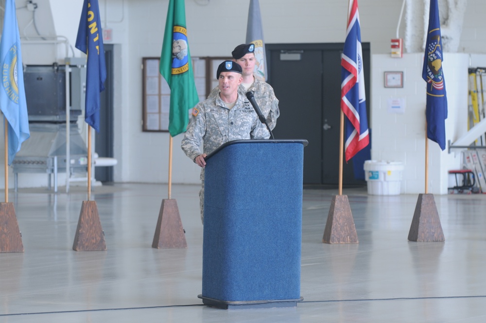 2-228th Aviation Regiment 'Winged Warriors' Welcomes New Commander