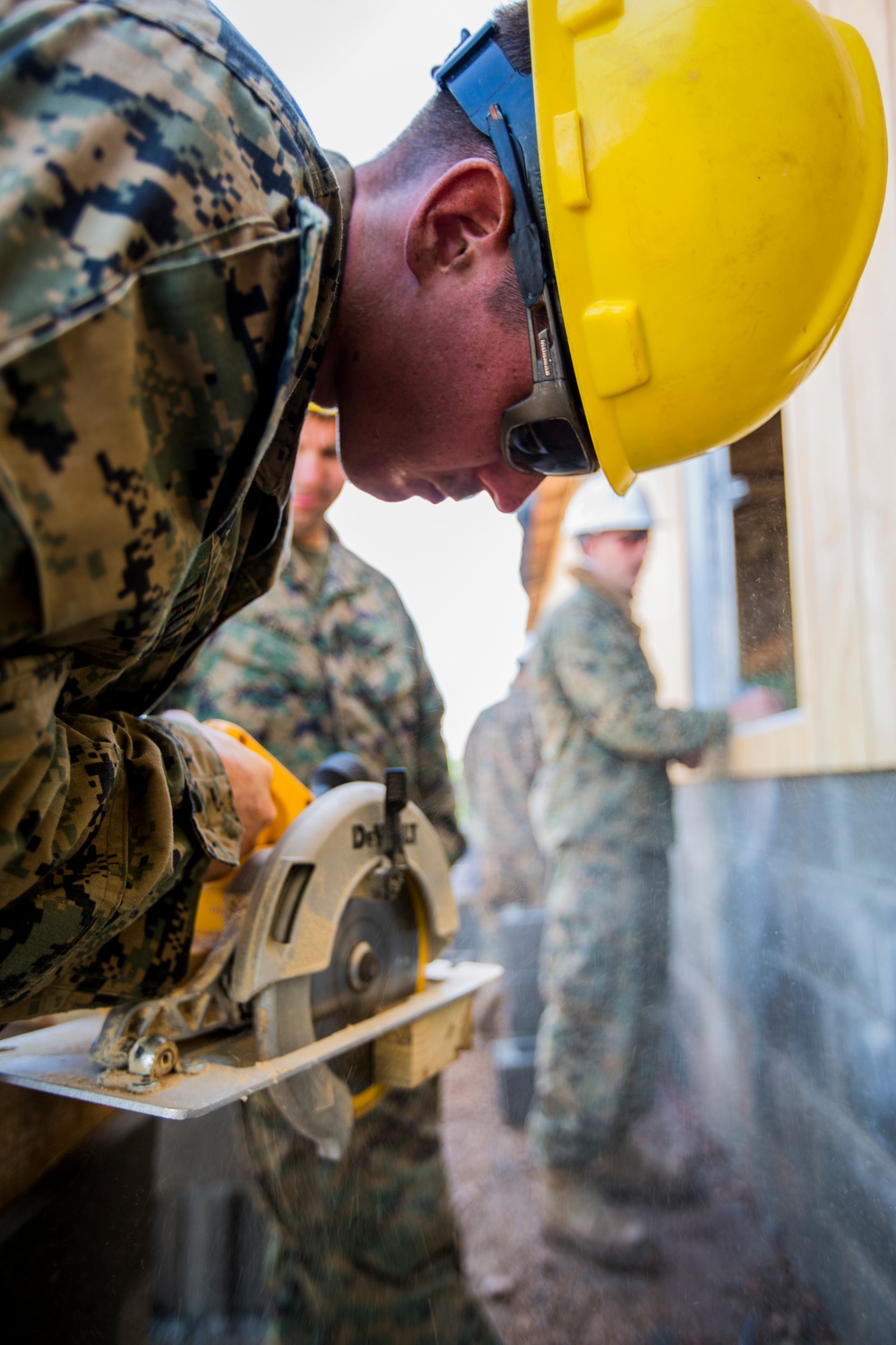 U.S. Marines with SPMAGTF-SC build Kindergarten in Honduras