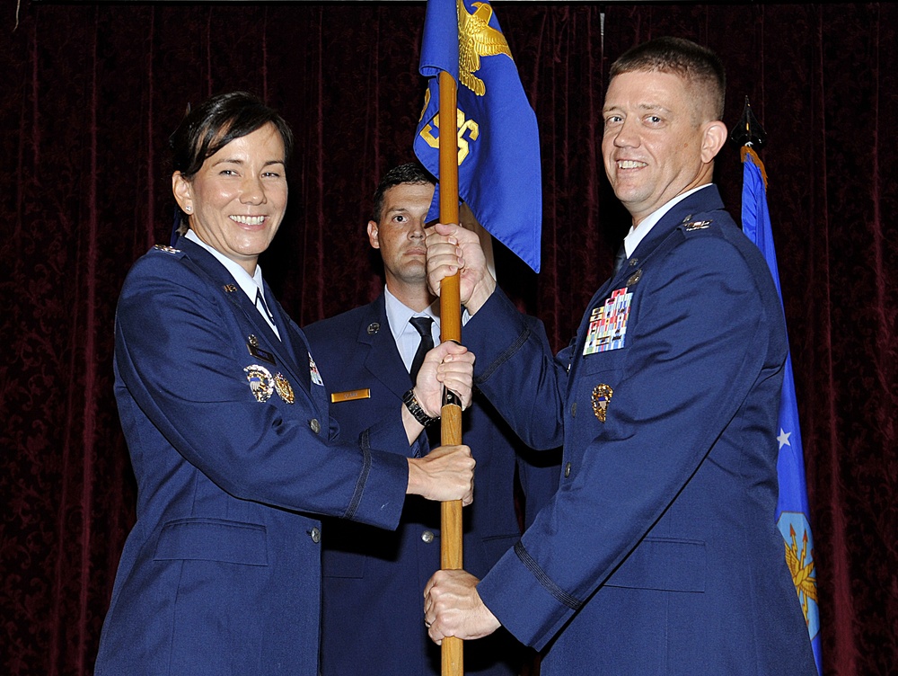 18th FSS commander assumes command