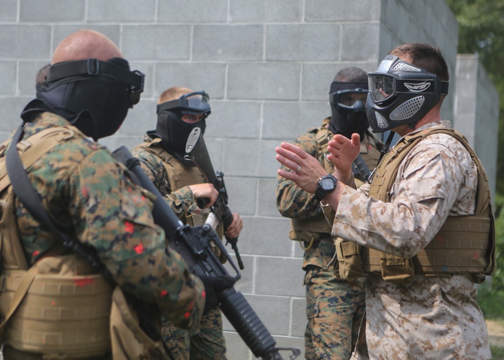 Every Marine an infantryman: Support Co., 2nd CEB, learns basics of urban assaults