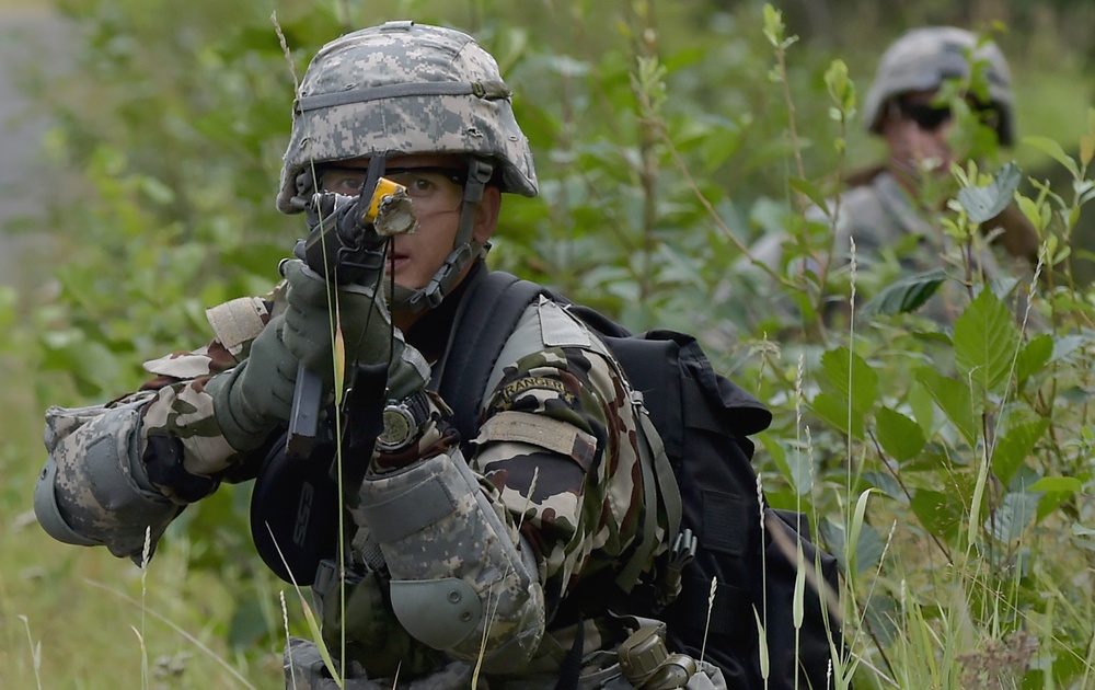 Nepalese Rangers attend US Army Leadership School