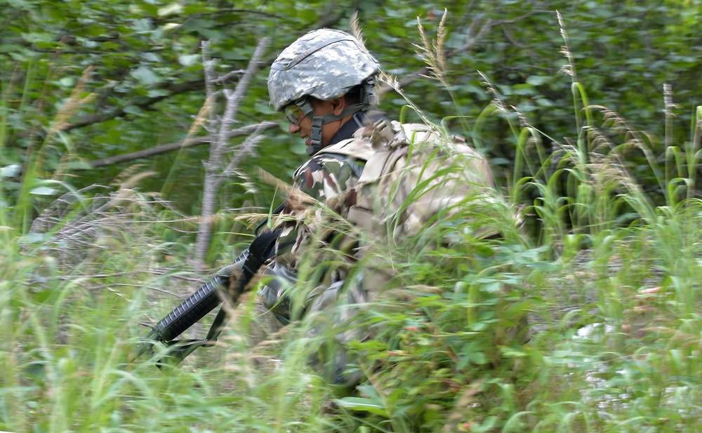 Nepalese Rangers attend US Army Leadership School