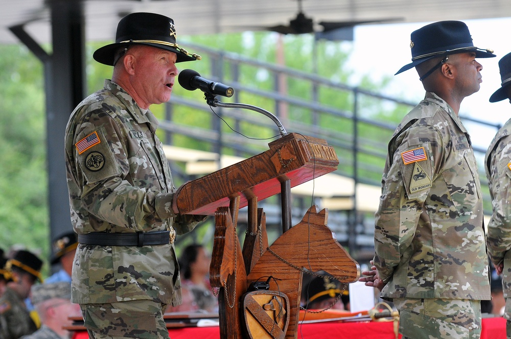 ‘Brave Rifles’ bid farewell to commander, welcome 76th