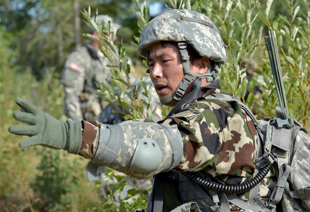 Nepalese Rangers attend US Army Leadership School