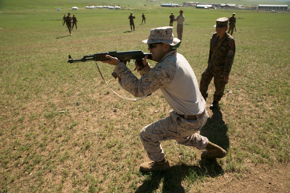 Mongolian Forces, US Marines Partner, Patrol