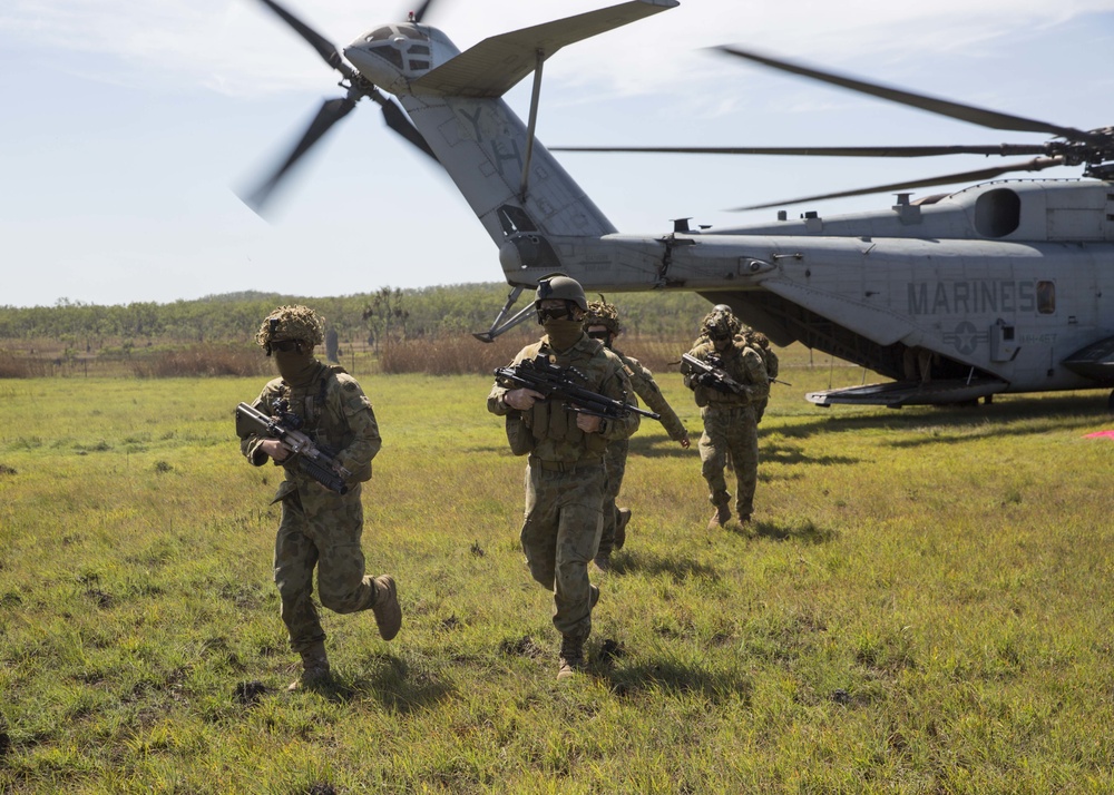 U.S. Marines and Australian soldiers conduct helicopter raid training