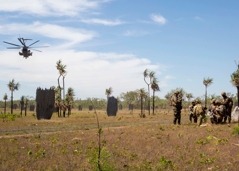 U.S. Marines and Australian soldiers conduct helicopter raid training