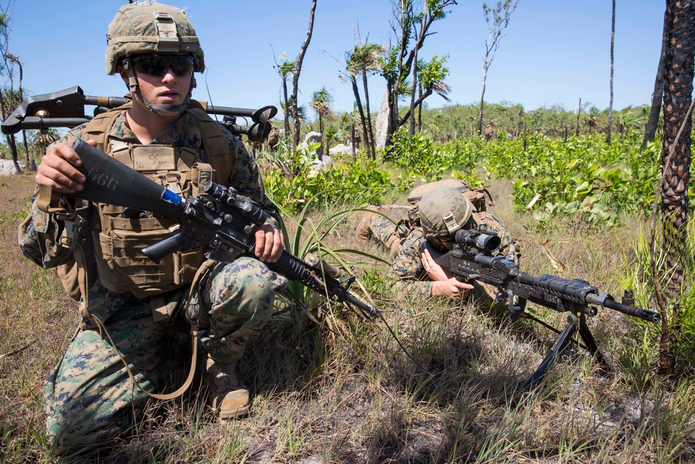 U.S. Marines and Australian soldiers conduct helicopter raid training