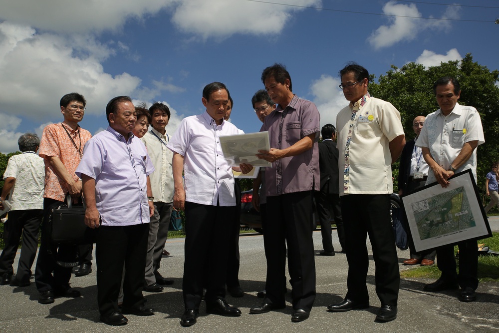 Japan Chief Cabinet Secretary visits Okinawa land return sites