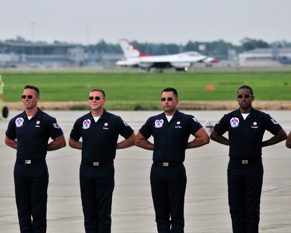 Thunder of Niagara Air Show