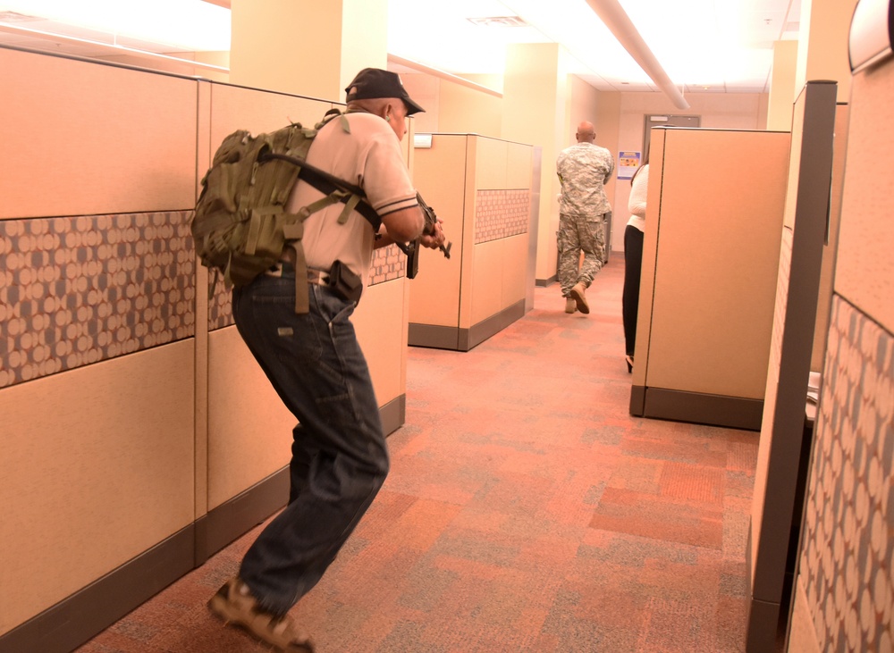 Army South headquarters conducts active shooter exercise