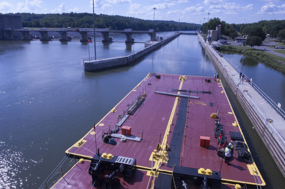 Mississippi River Commission gains fresh perspective of Tennessee, Cumberland Rivers