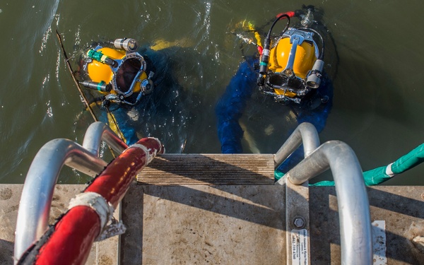 CSS Georgia salvage operation