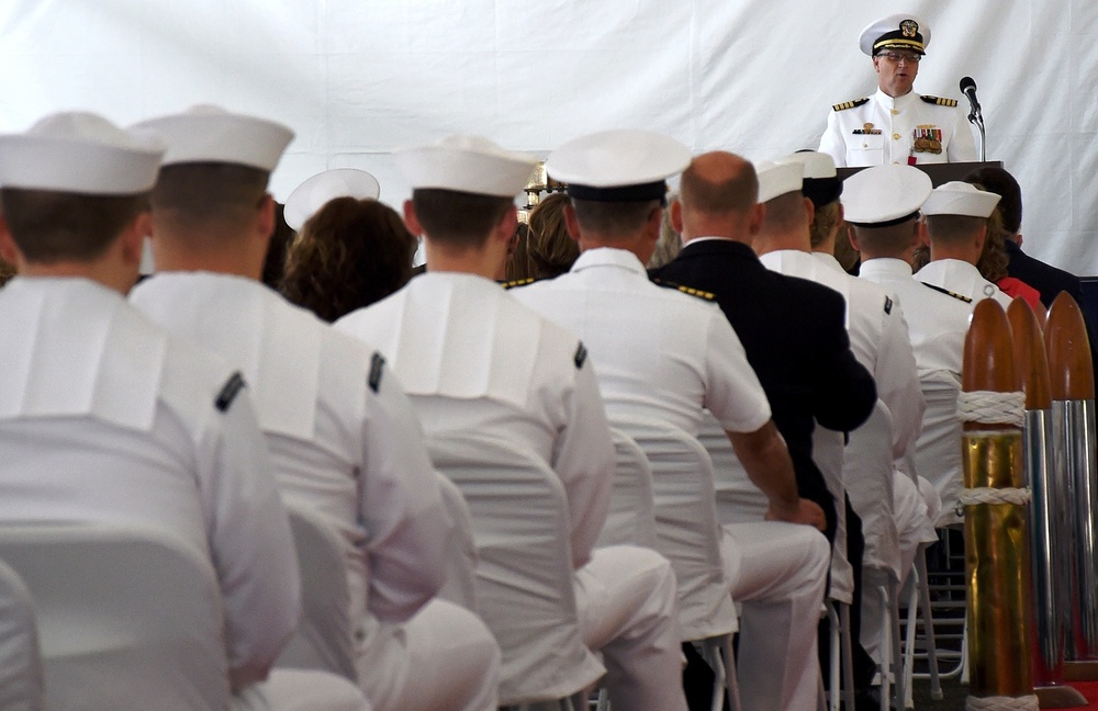 Change of command held at Naval Hospital Bremerton