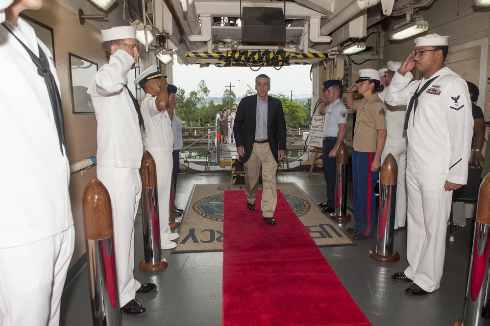 USNS Mercy hosts ceremony and reception in Subic Bay, Philippines