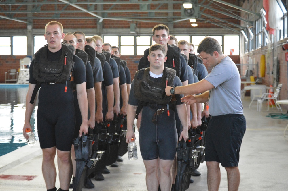 Surface Rescue Swimmer School