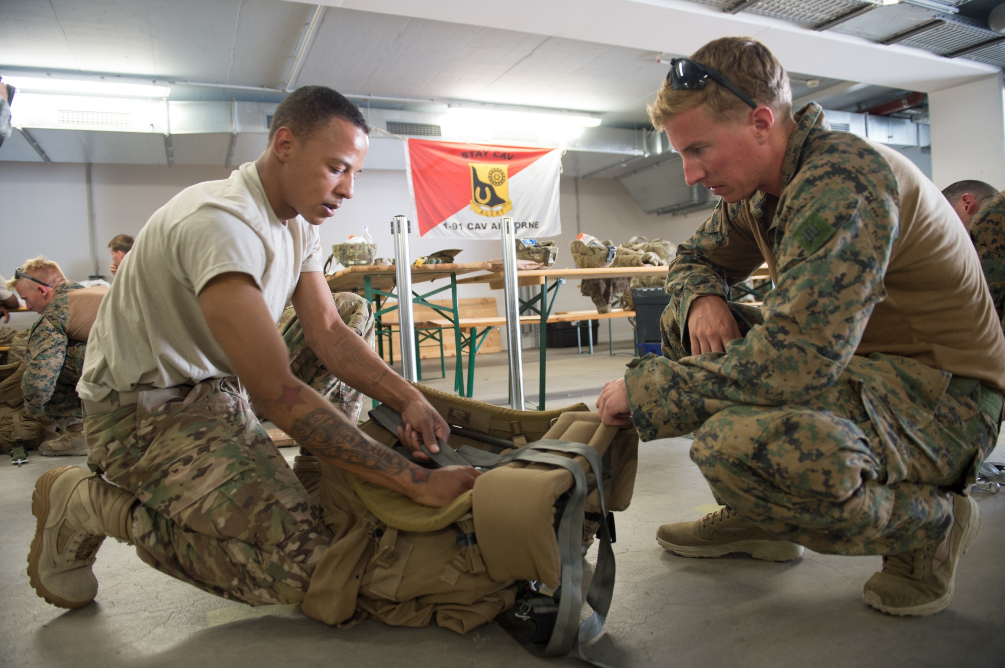 How to rig a ruck for Static line jumping