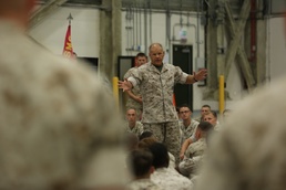 Future Commandant visits Marines, Sailors in Italy