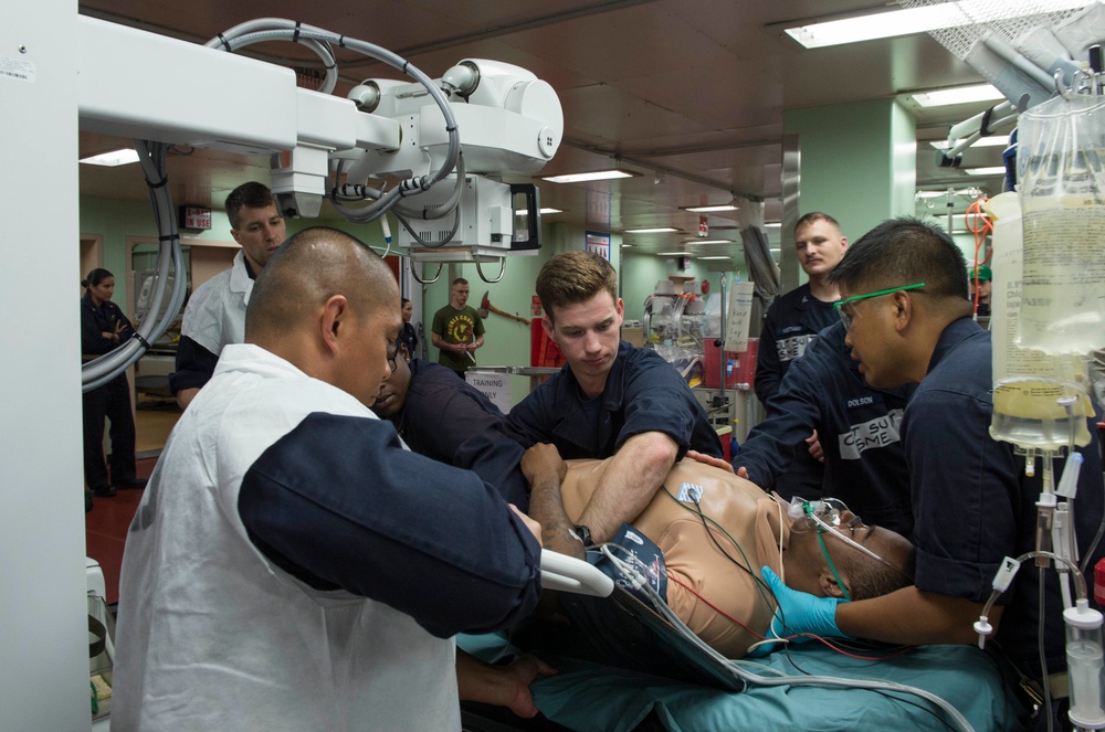 Mercy conducts mass casualty drill during Pacific Partnership 2015